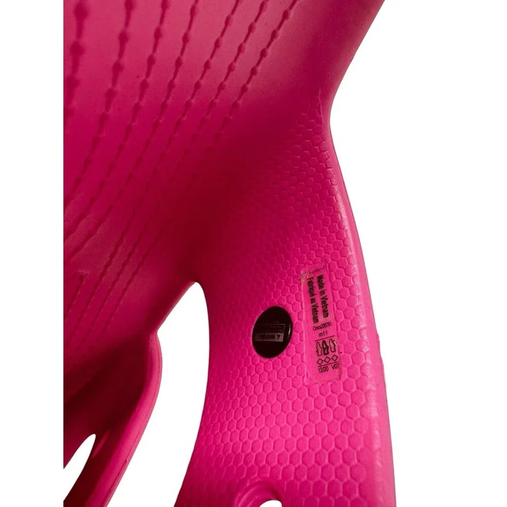 Classic Crocs Sandals  Electric Pink 206761 Men Sz 11 Mens